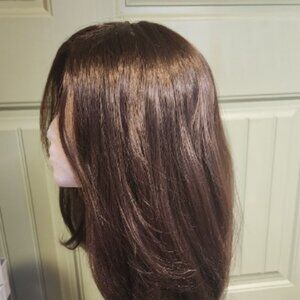 ✨ 24in Medium Brown Layered Wig – NO Bangs ✨ 🎁 FREE Wig Stand Included! 🎁